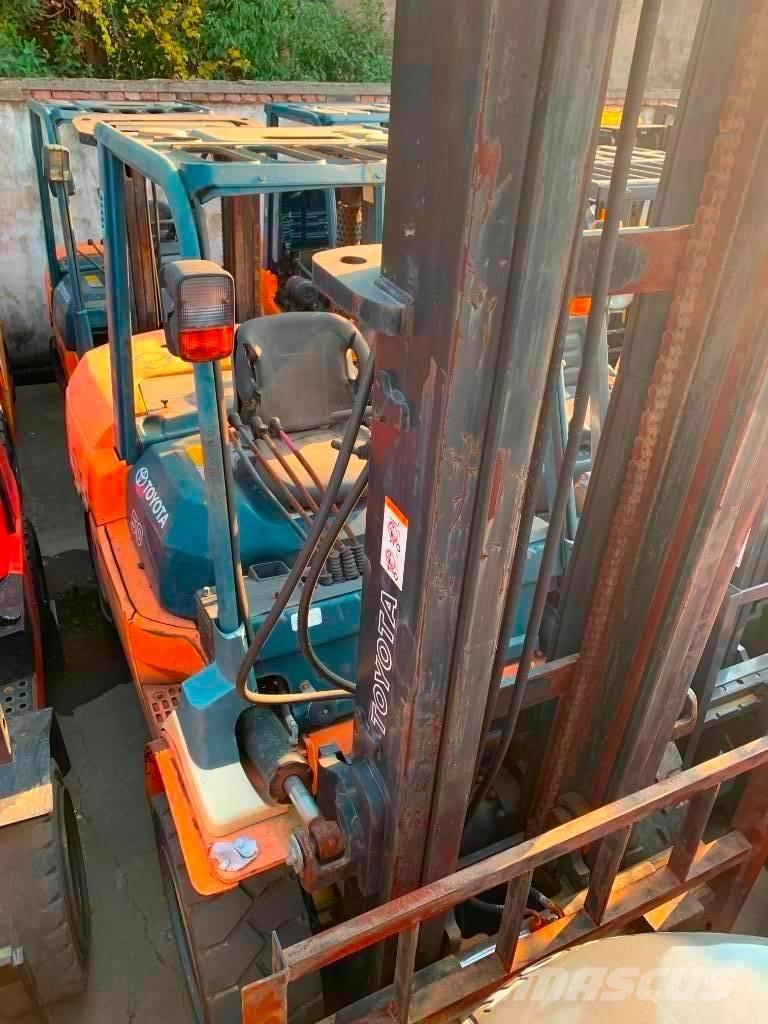 Toyota 7 FDA 50 ディーゼル・軽油