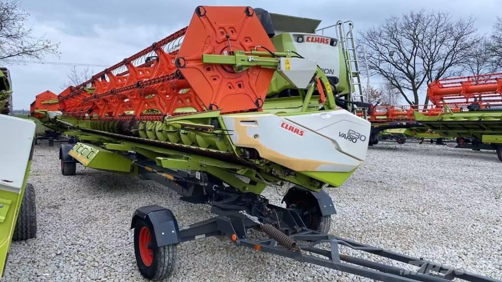 CLAAS Lexion 780 TT コンバイン