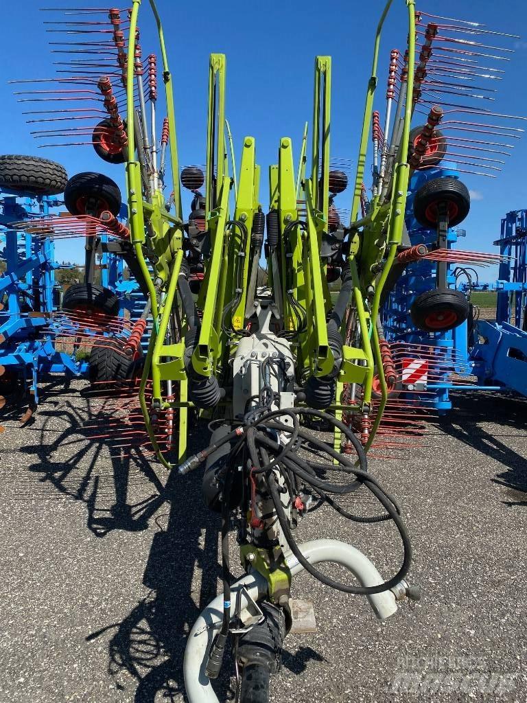 CLAAS Liner 4000 テッダー・テッダーレーキ