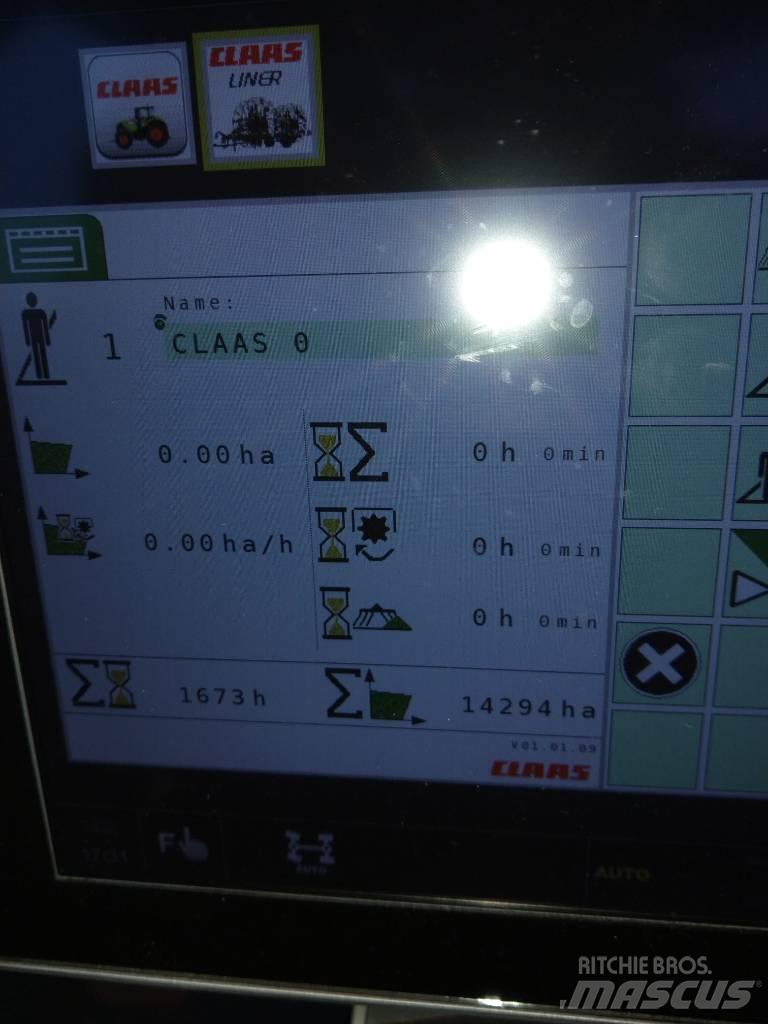 CLAAS Liner 4000 テッダー・テッダーレーキ