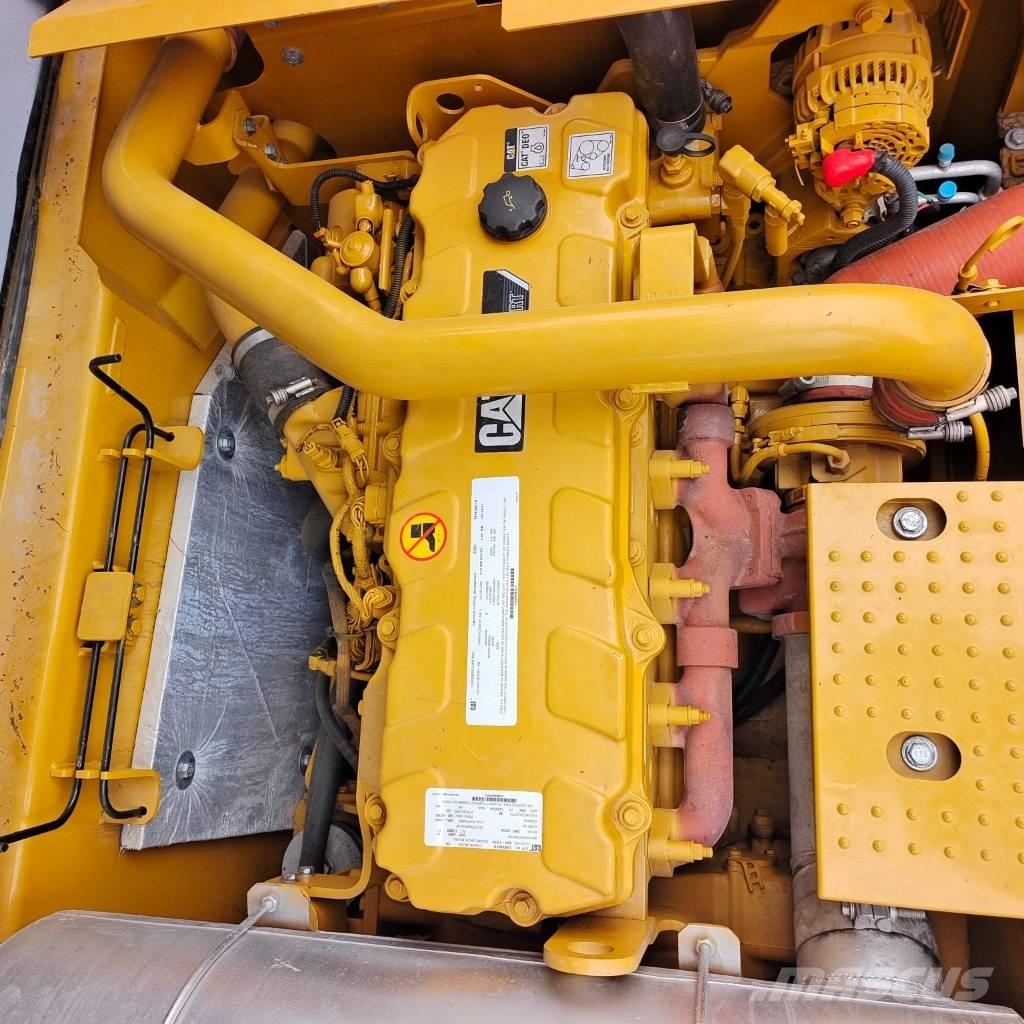 CAT 336 D2 大型油圧ショベル12t以上（パワーショベル・ユンボ）