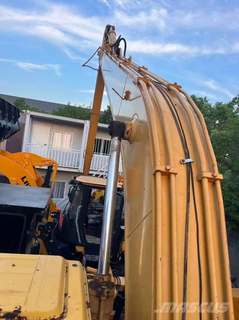 CAT 320 B L 水陸両用油圧ショベル、ユンボ