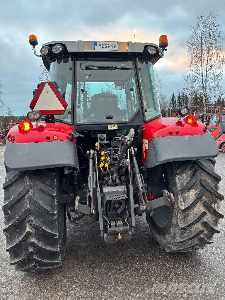Massey Ferguson 5610 トラクター