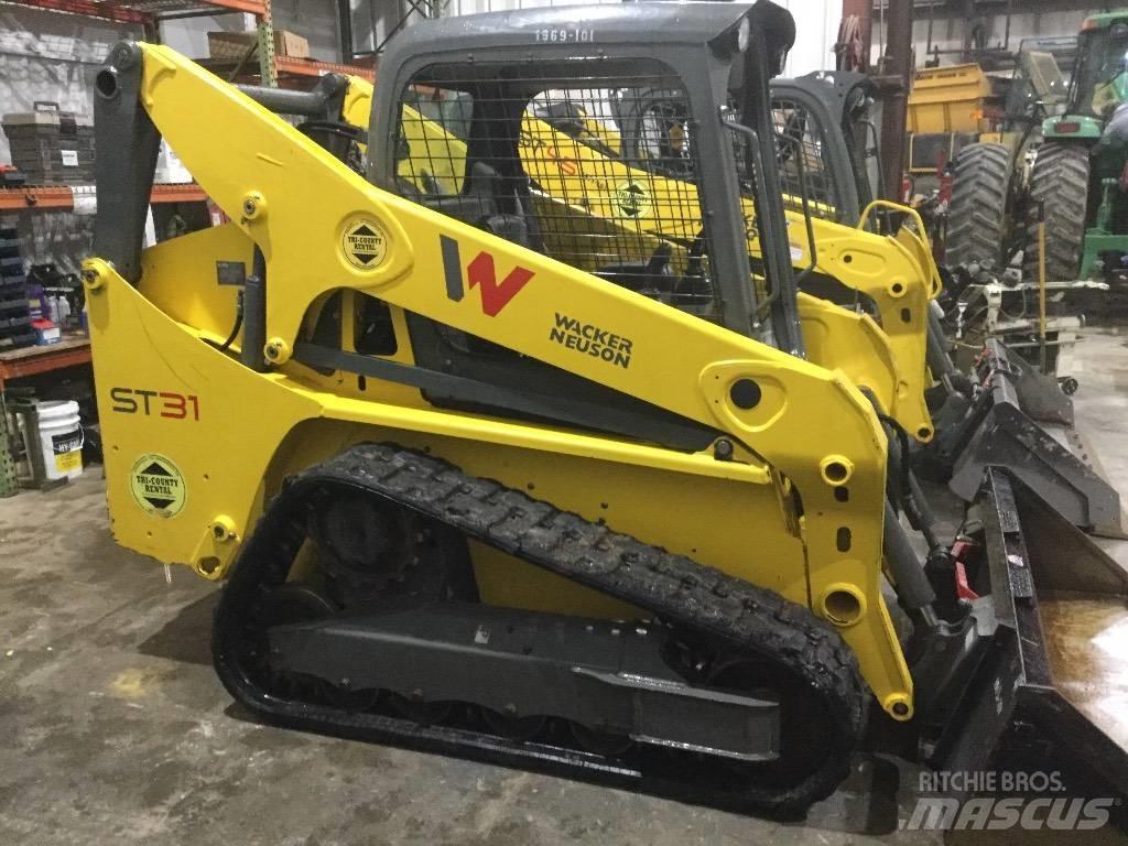 Wacker Neuson ST 31 スキッドステアローダー
