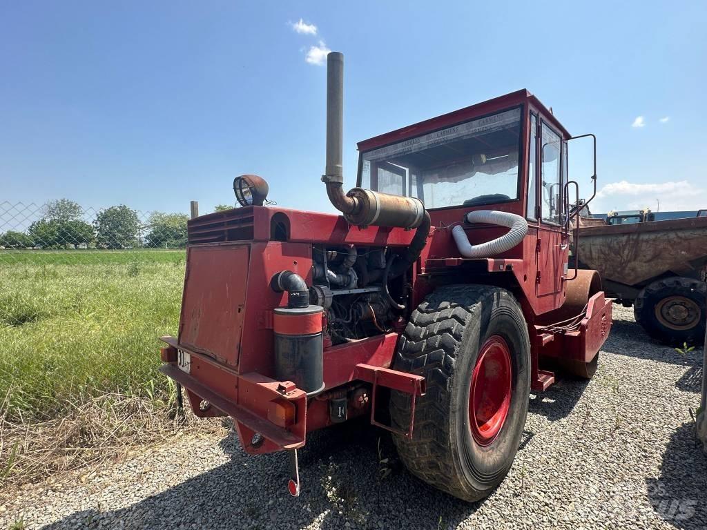 Hamm HW 2304 S 振動ローラ