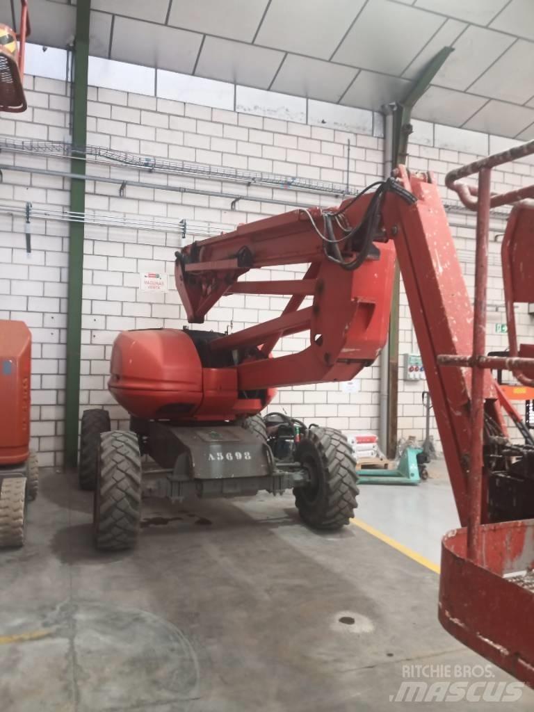 Manitou 160 ATJ ブームリフト　屈伸型