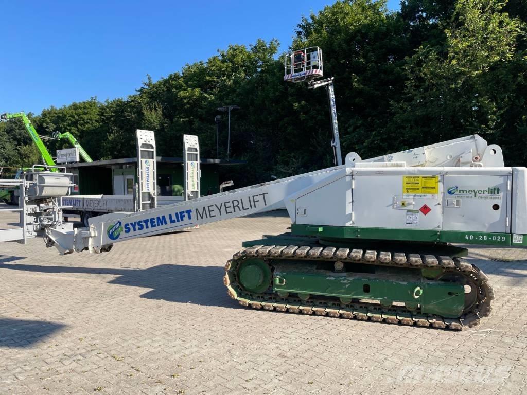 Aichi SR 18 A ブームリフト　直伸型