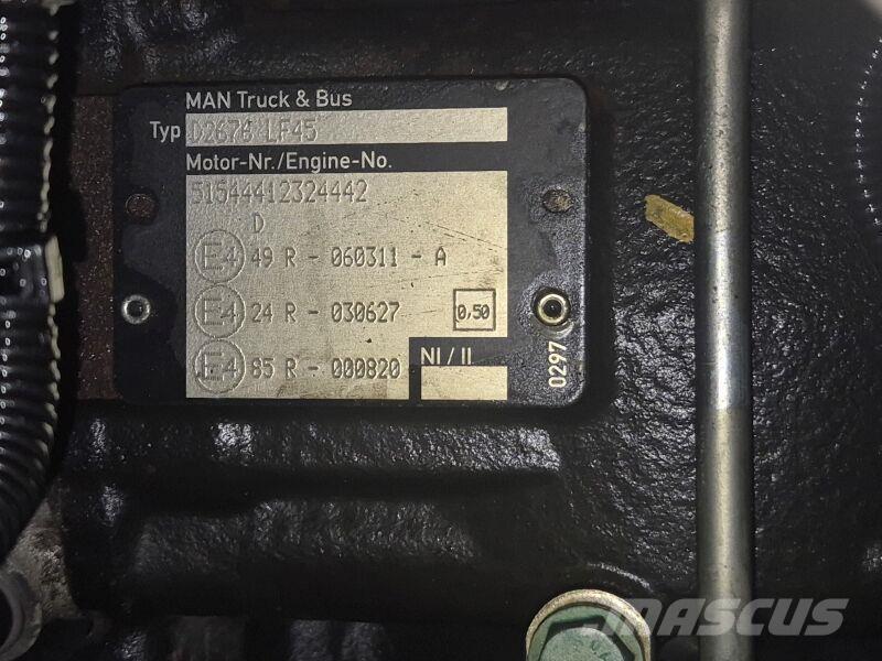 MAN D2676 LF45 エンジン