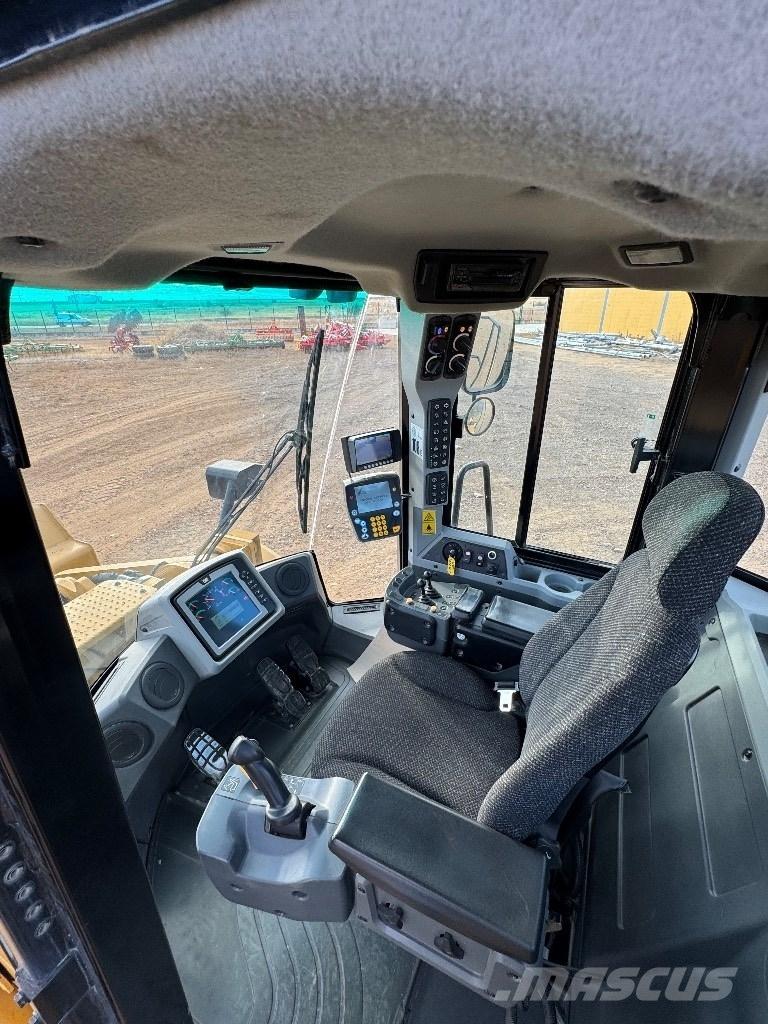 CAT 972 K ホイールローダー・タイヤショベル