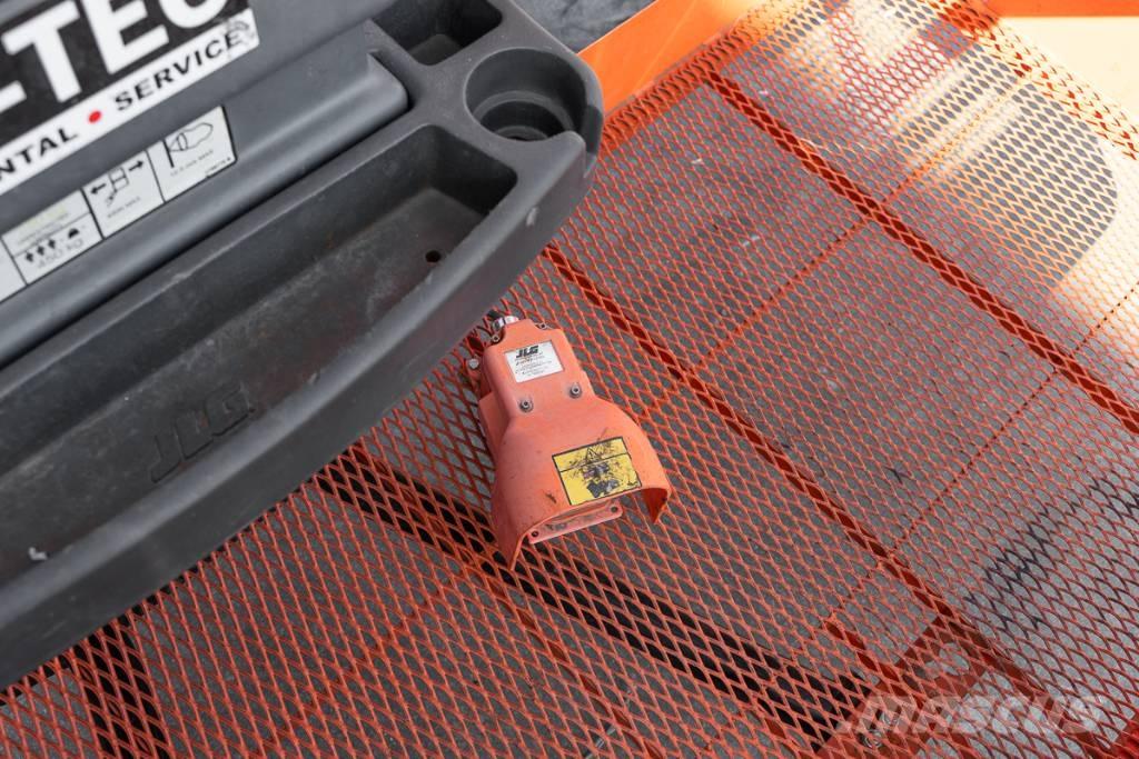 JLG 1350 SJP ブームリフト　直伸型