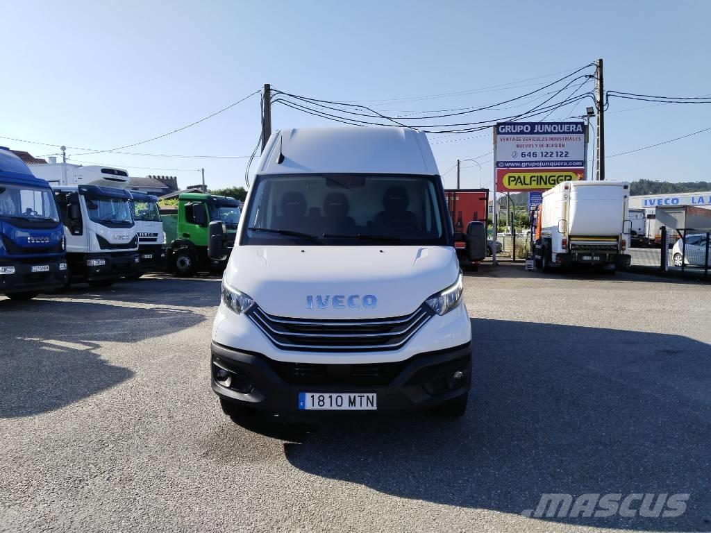 Iveco Daily 35 S12 ボックストラック