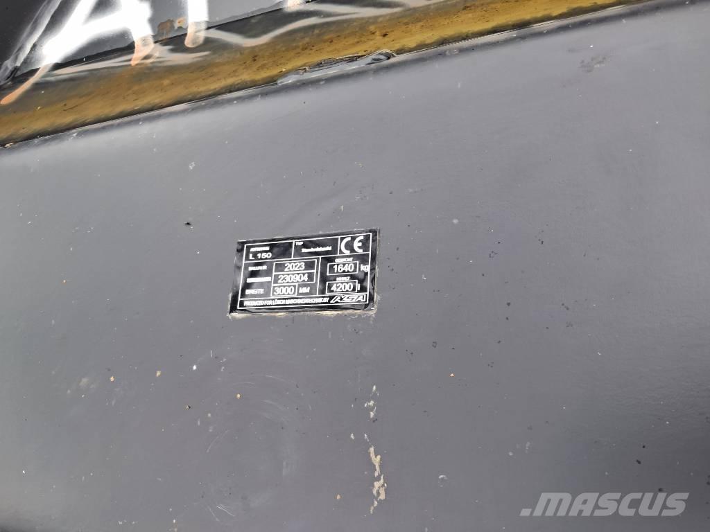 Develon DL 420 CVT-7 ホイールローダー・タイヤショベル