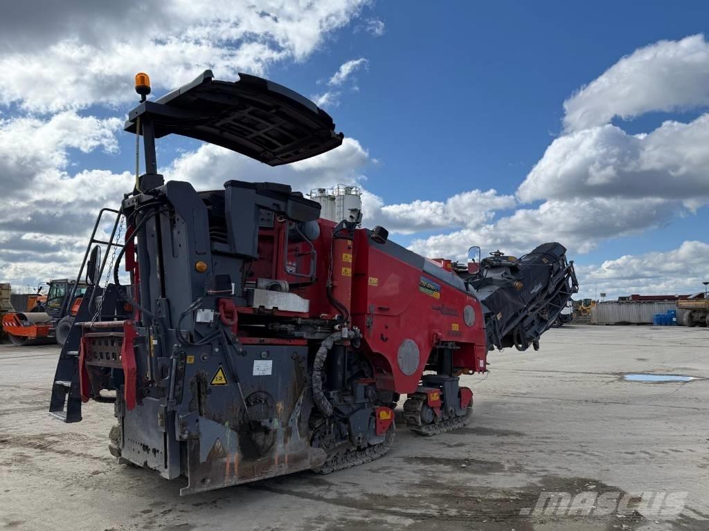 Wirtgen W 100 CFI アスファルトコールドミリングマシーン