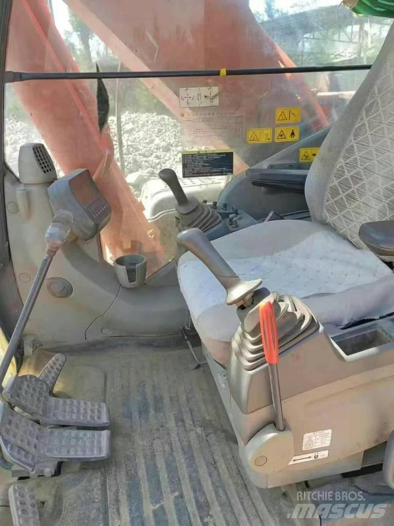 Hitachi ZAXIS270 大型油圧ショベル12t以上（パワーショベル・ユンボ）