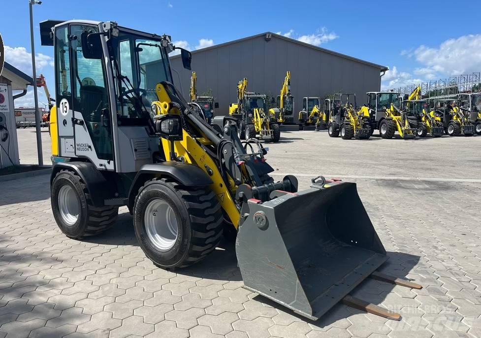 Wacker Neuson WL 20e ホイールローダー・タイヤショベル