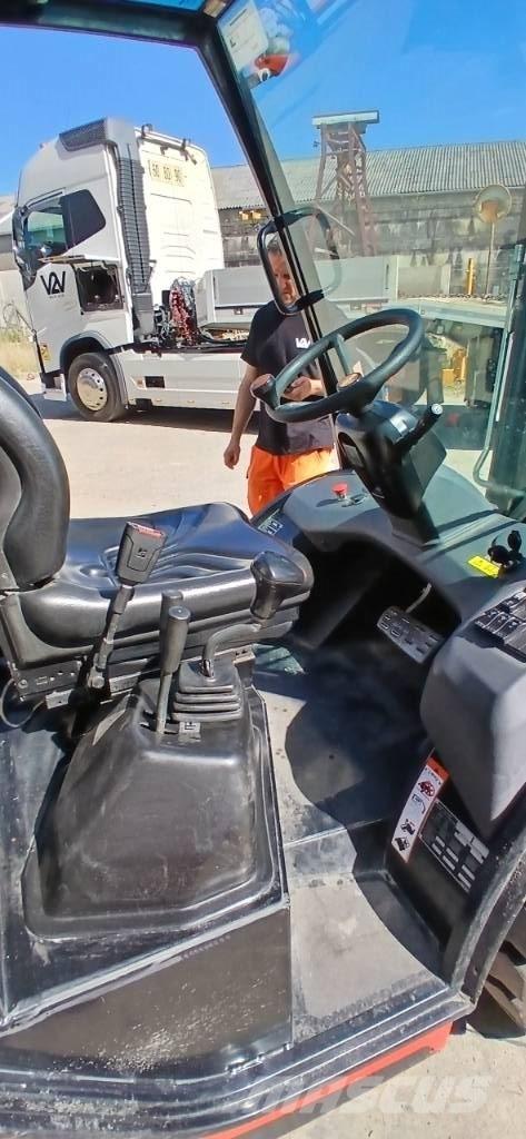 Manitou MSI 30 D ディーゼル・軽油
