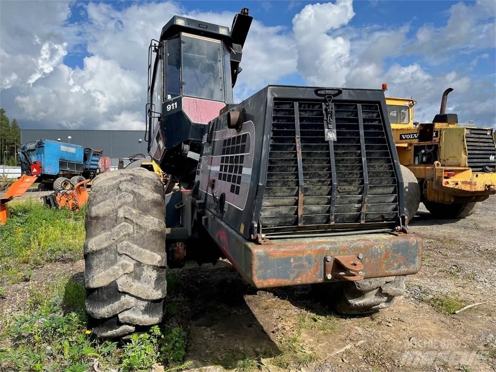 Valmet 911 ハーベスター