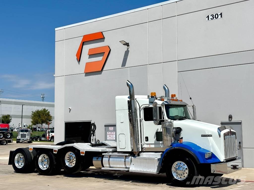 Kenworth T 800 中古トラクターヘッド | トレーラーヘッド