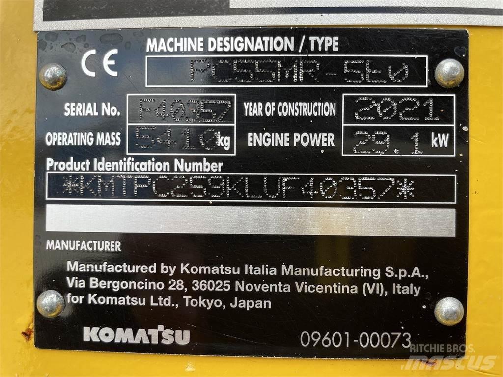 Komatsu PC55MR-5 ホイール式油圧ショベル（パワーショベル・ユンボ・バックホー）