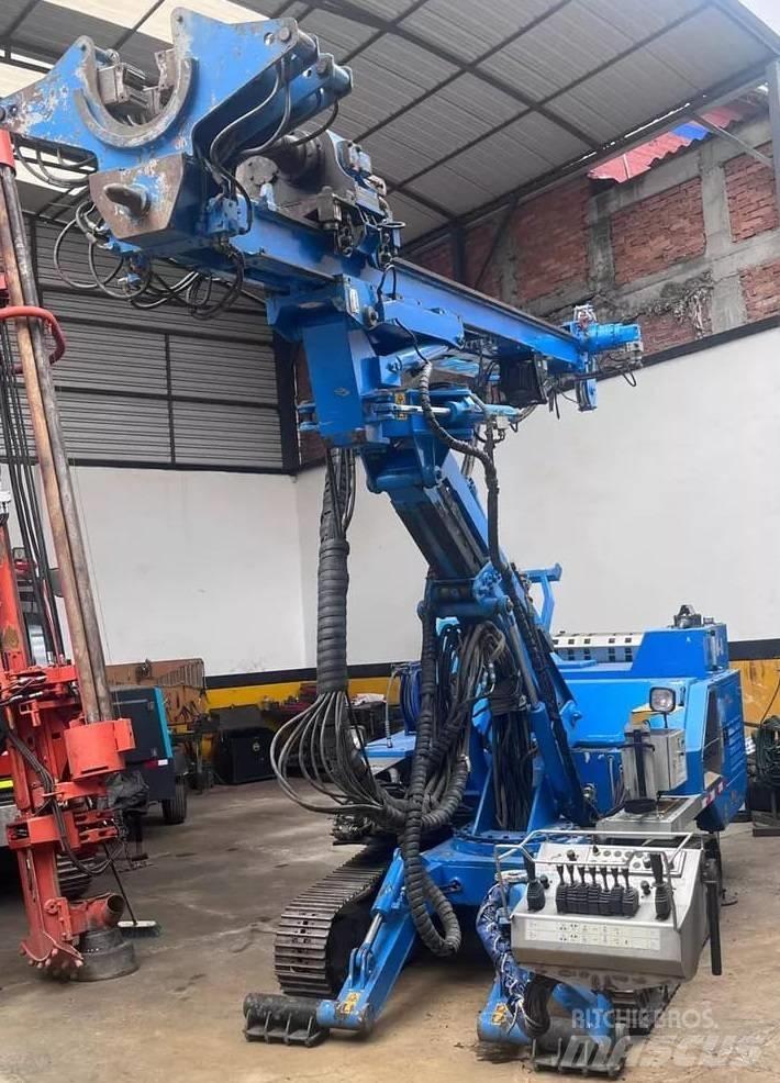 Soilmec SM-8 杭打ち機