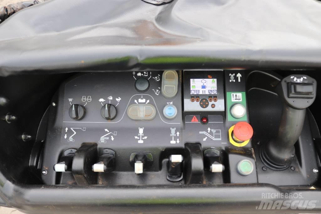 Niftylift HR28 Hy4x4 ブームリフト　屈伸型