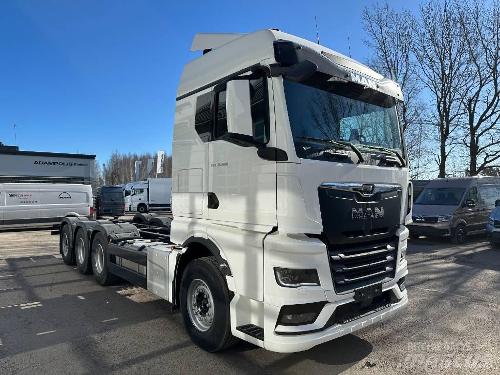 MAN TGX 35.540 8X4-4 キャブ付きシャーシ