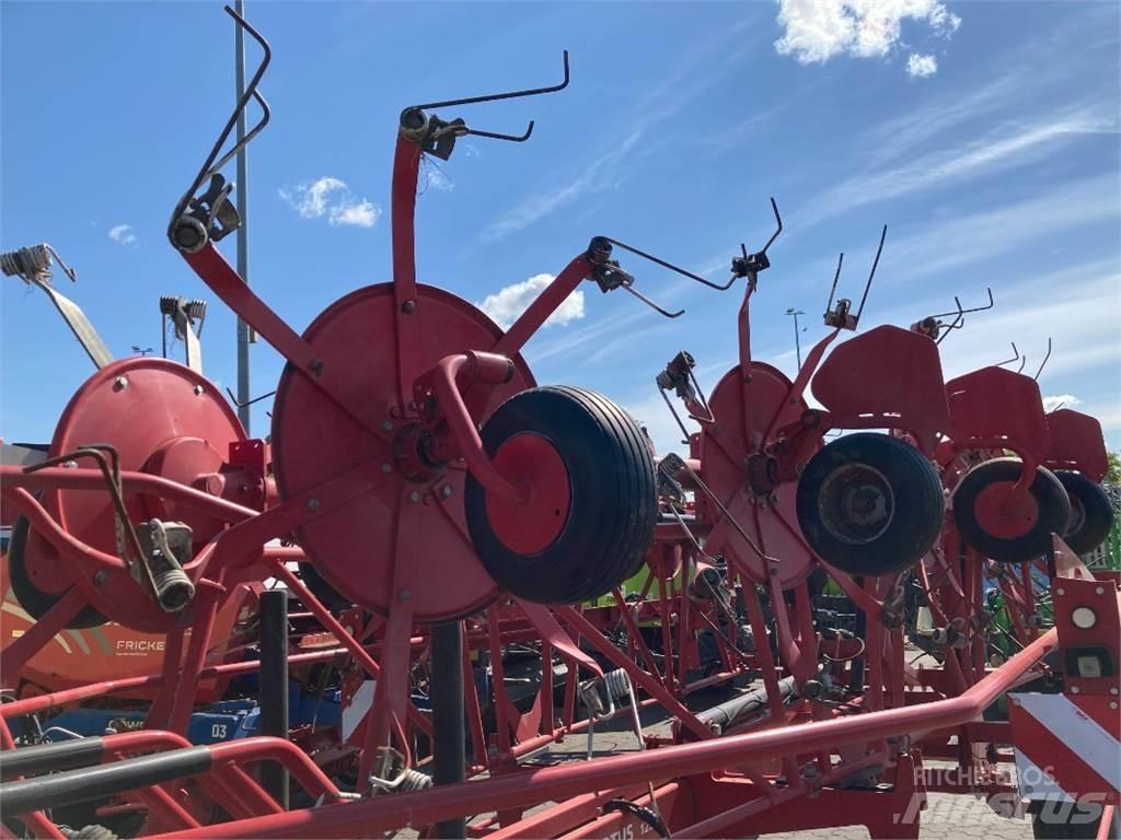 Lely Lotus 1250 テッダー・テッダーレーキ