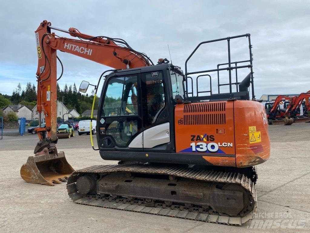 Hitachi ZX130 LCN-6 大型油圧ショベル12t以上（パワーショベル・ユンボ）
