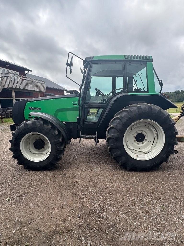 Valtra 6200-4 トラクター