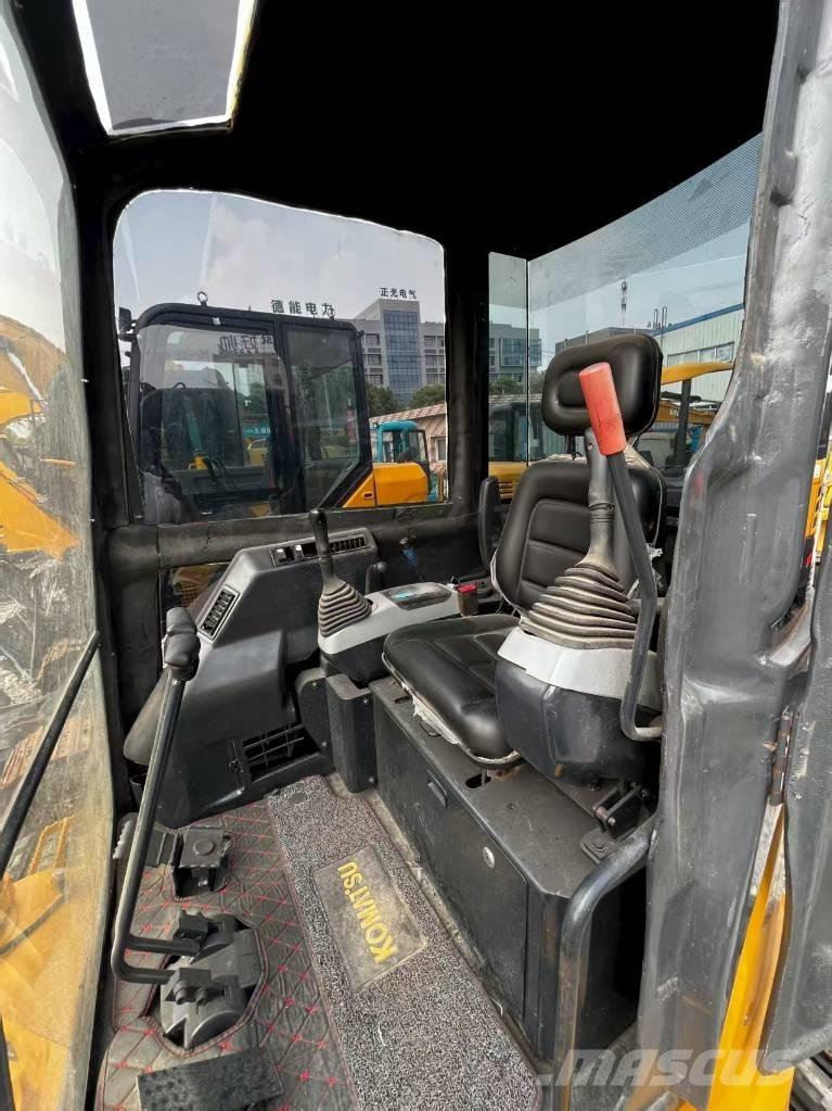 Komatsu PC 50 MR ミニ油圧ショベル 7t以下（ミニユンボ・ミニディガー）