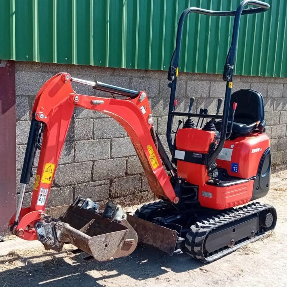Kubota K 008-3 ミニ油圧ショベル 7t以下（ミニユンボ・ミニディガー）