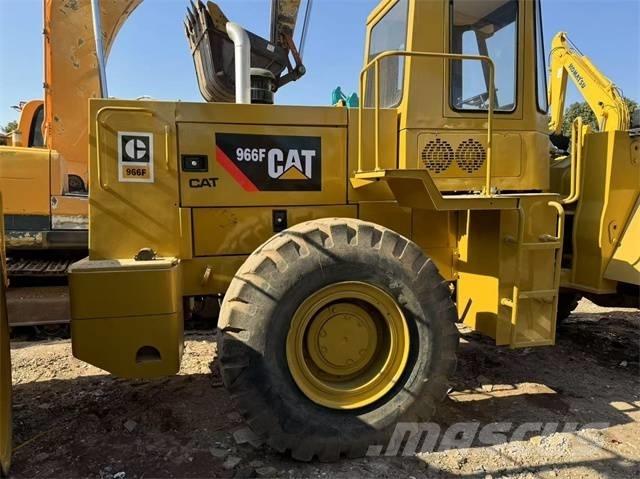 CAT 966 F ホイールローダー・タイヤショベル