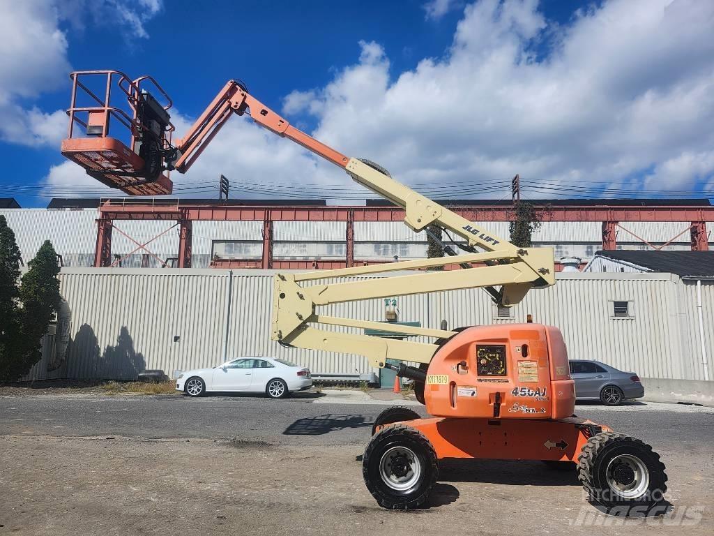JLG 450 AJ ブームリフト　屈伸型