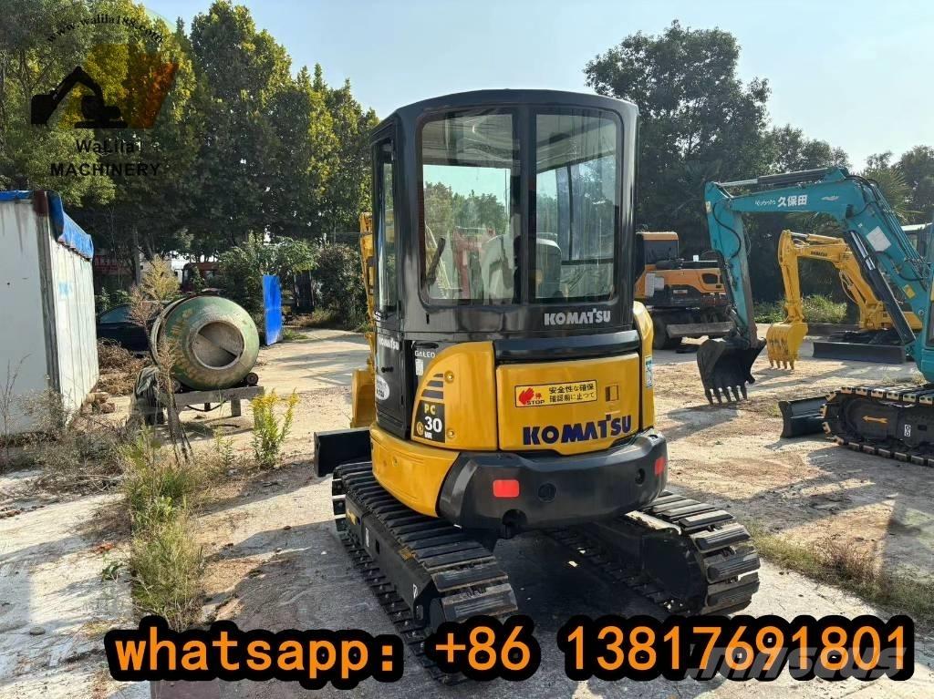 Komatsu PC 30 ミニ油圧ショベル 7t以下（ミニユンボ・ミニディガー）