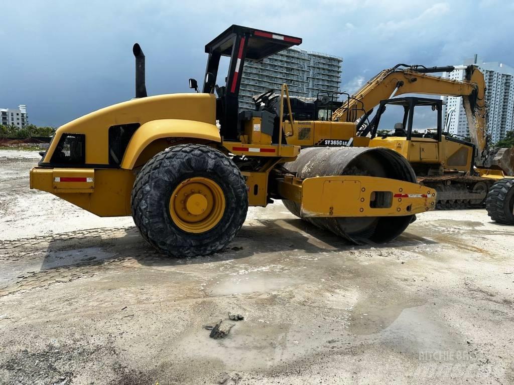 CAT CS 563 E コンバインドローラ