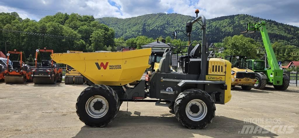 Wacker Neuson DW 60 サイト　ダンプ