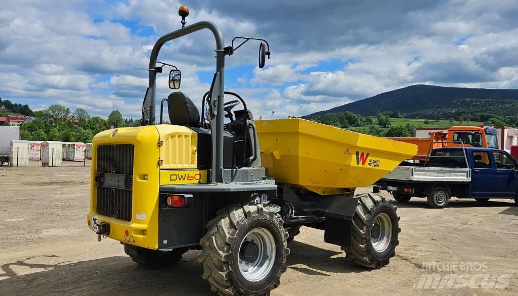 Wacker Neuson DW 60 サイト　ダンプ