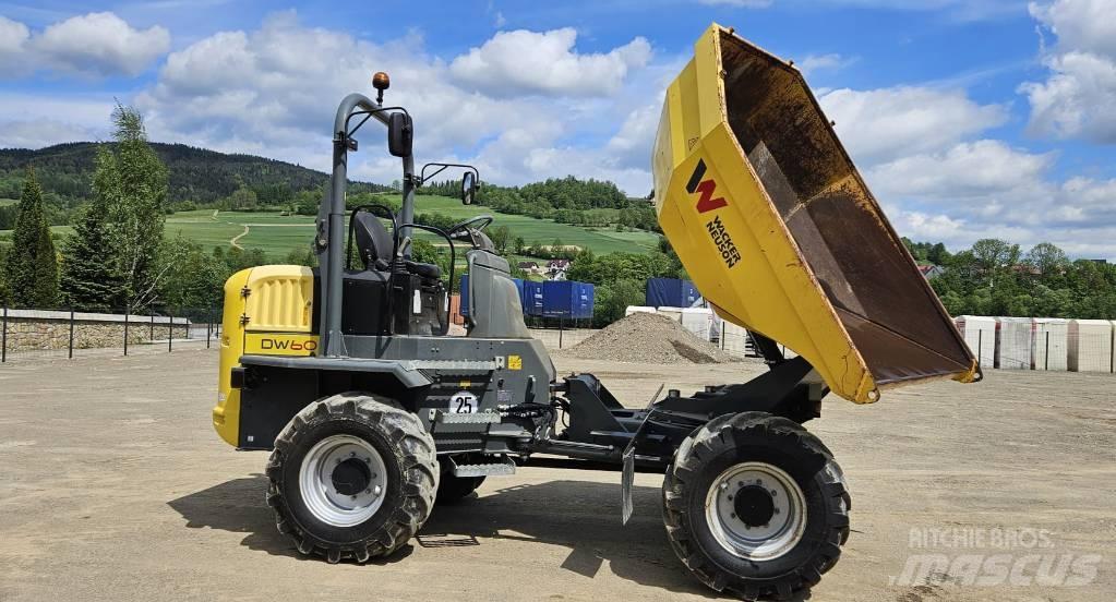 Wacker Neuson DW 60 サイト　ダンプ