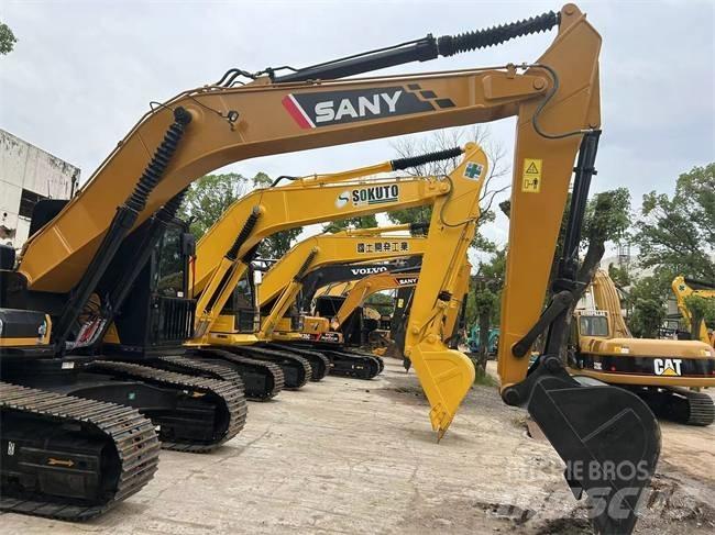 Sany SY 215 C-9 大型油圧ショベル12t以上（パワーショベル・ユンボ）