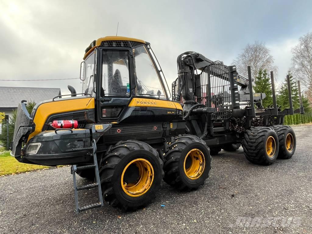 Ponsse Elk フォワーダー