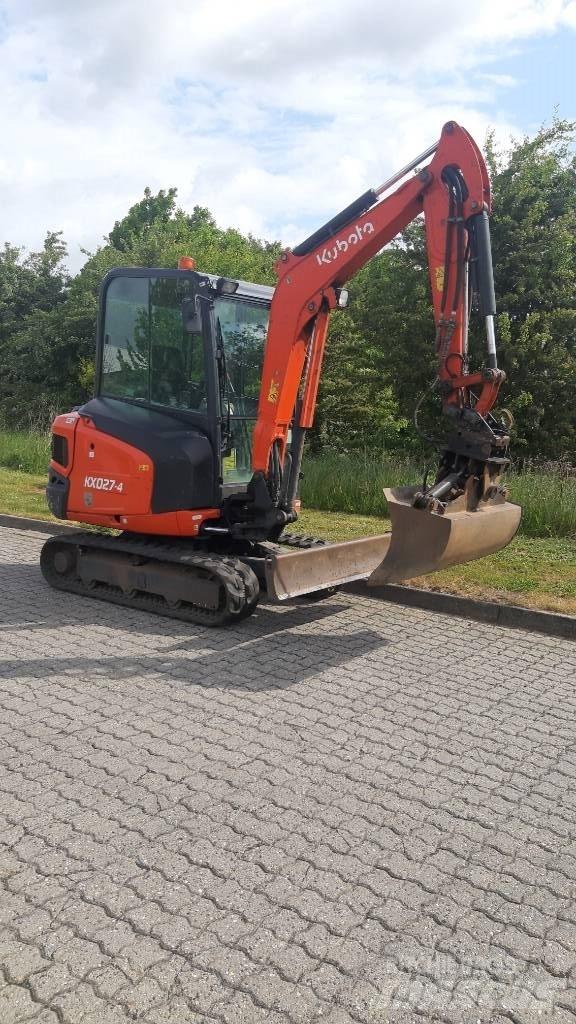 Kubota KX027-4 ミニ油圧ショベル 7t以下（ミニユンボ・ミニディガー）