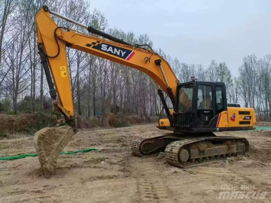 Sany SY 215 C 大型油圧ショベル12t以上（パワーショベル・ユンボ）