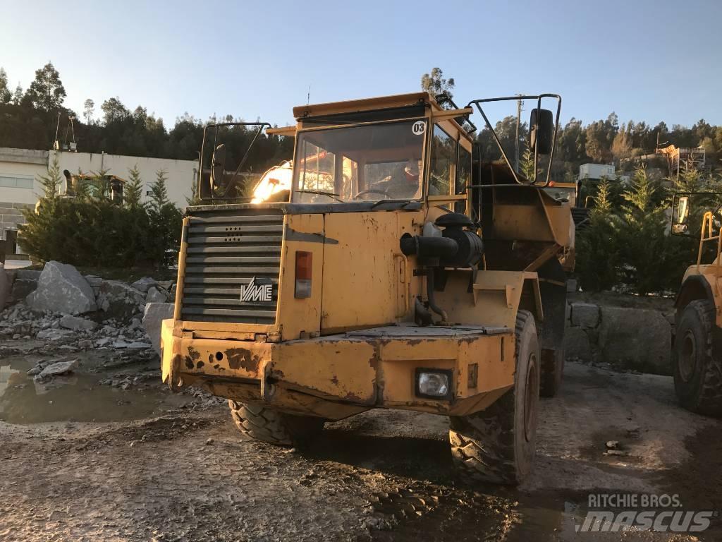 Volvo A 30 C アーティキュレート式ダンプトラック