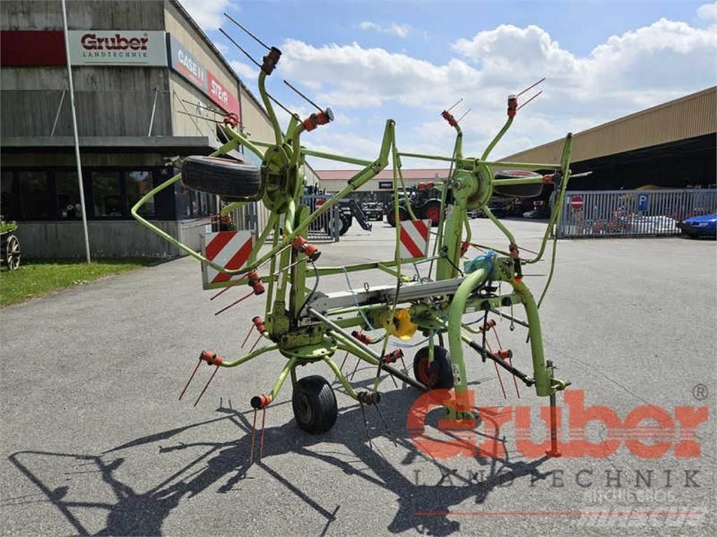 CLAAS Volto 550 HR テッダー・テッダーレーキ