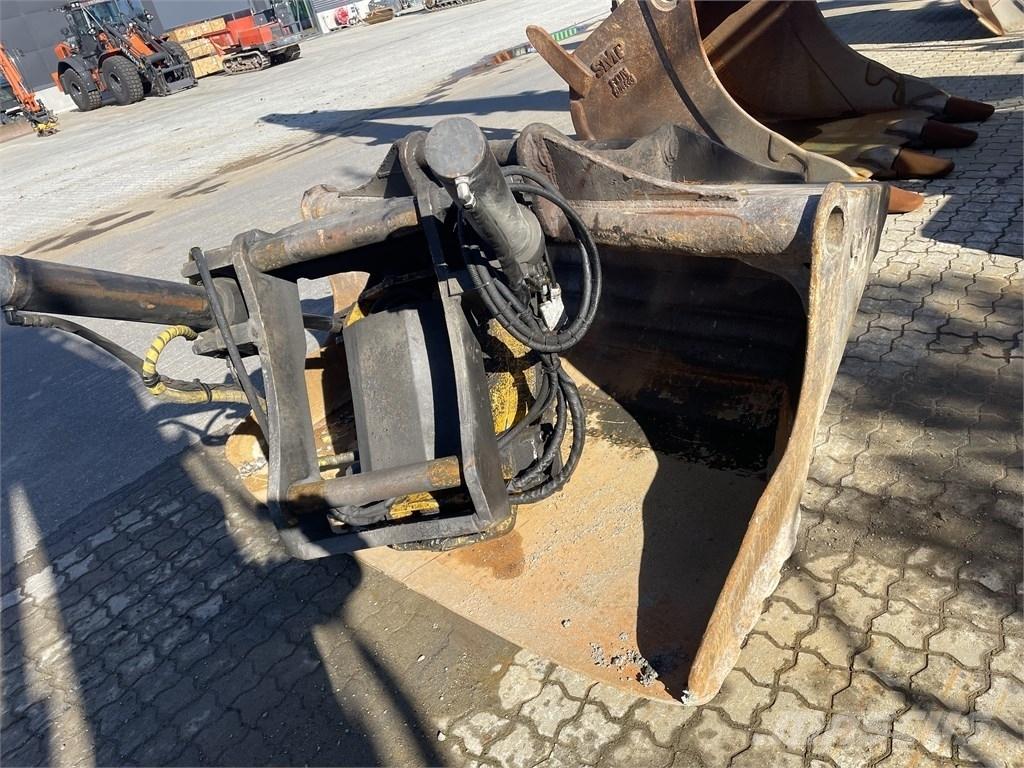 Komatsu PC 240 LC-8 大型油圧ショベル12t以上（パワーショベル・ユンボ）