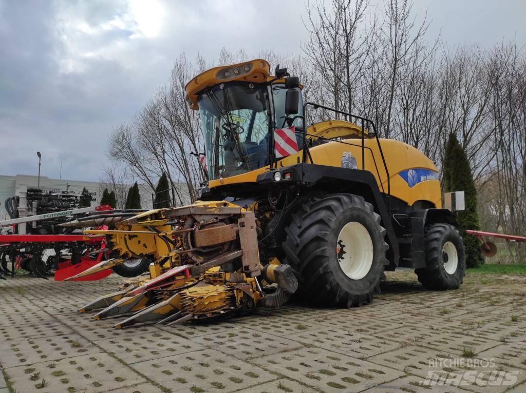 New Holland FR 9040 自走式フォレージハーベスター