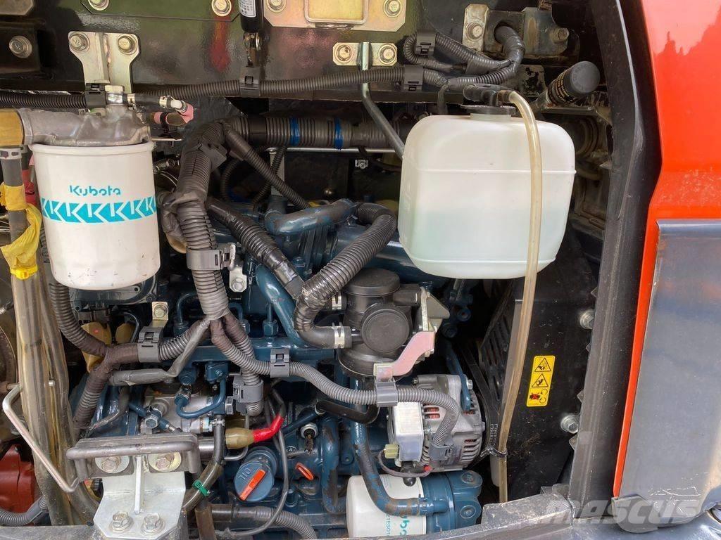 Kubota KX 060-5 ミニ油圧ショベル 7t以下（ミニユンボ・ミニディガー）