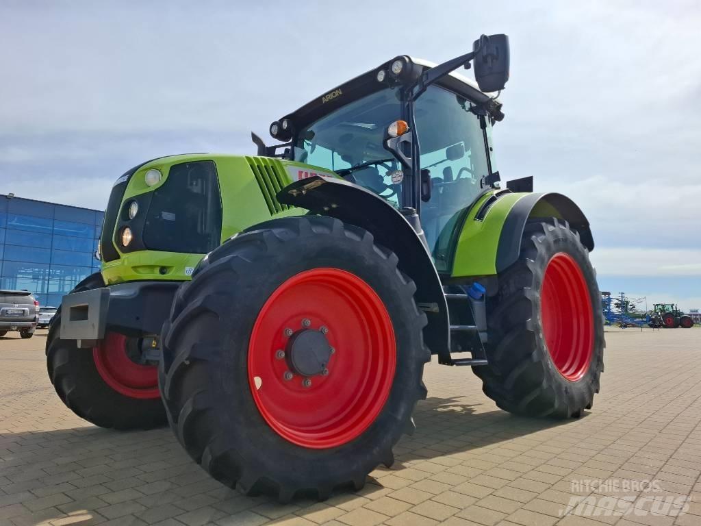 CLAAS Arion 440 CIS トラクター