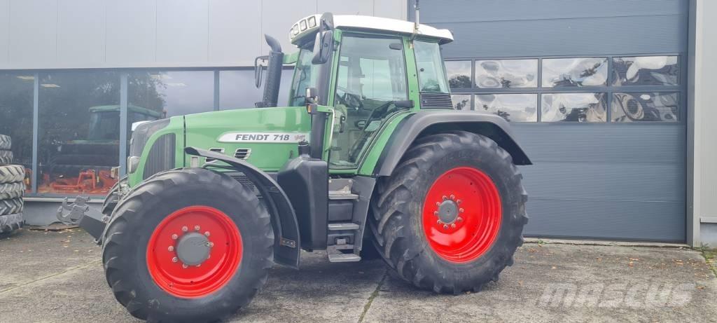 Fendt 718 Vario TMS トラクター