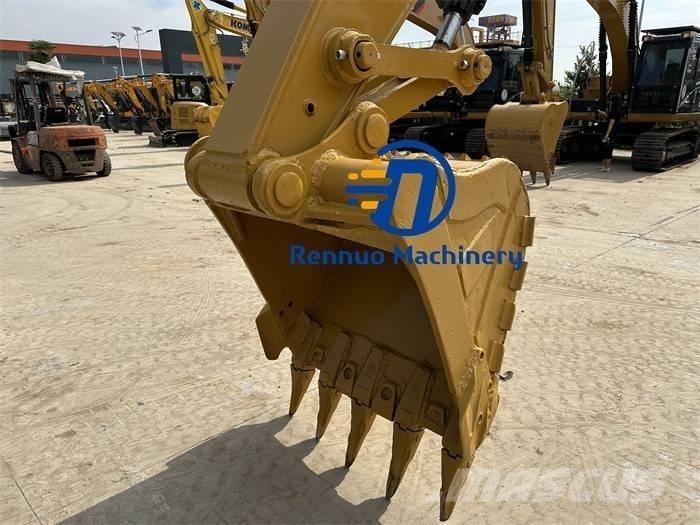 CAT 315D2GC 中型油圧ショベル 7ｔ-12ｔ（ユンボ・パワーショベル・バックホー）